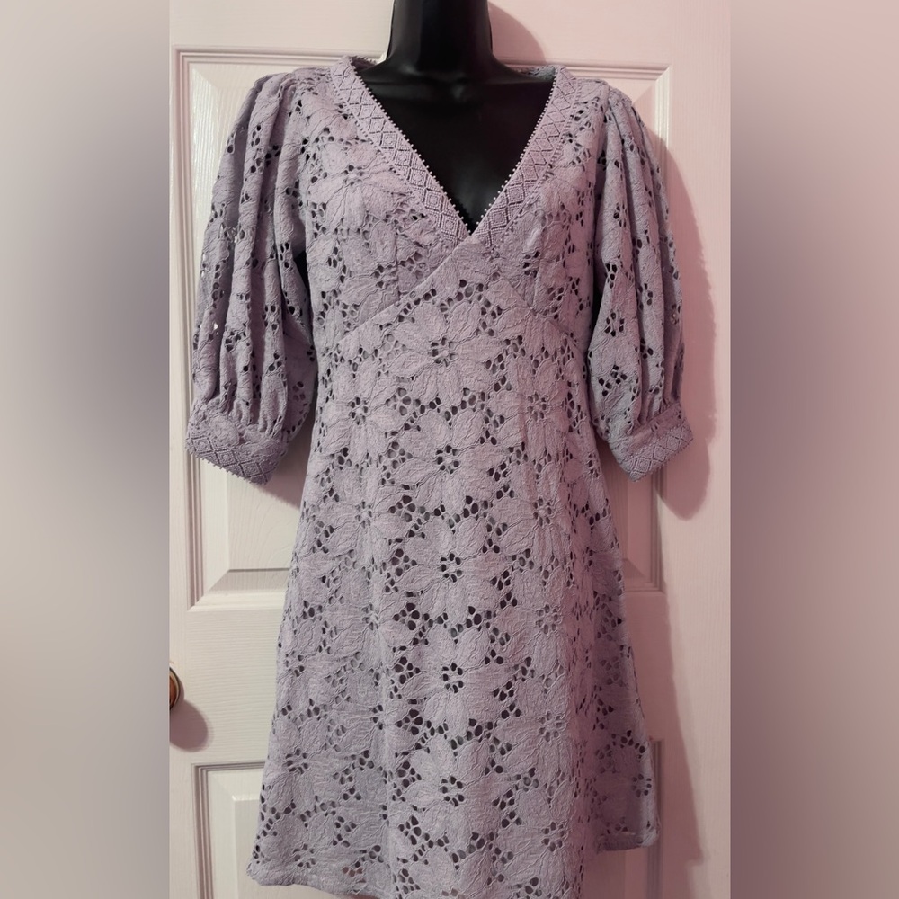 Michael Kors  Lavender Gray Crochet Lace 3/4 Sleeve Dress Size XS